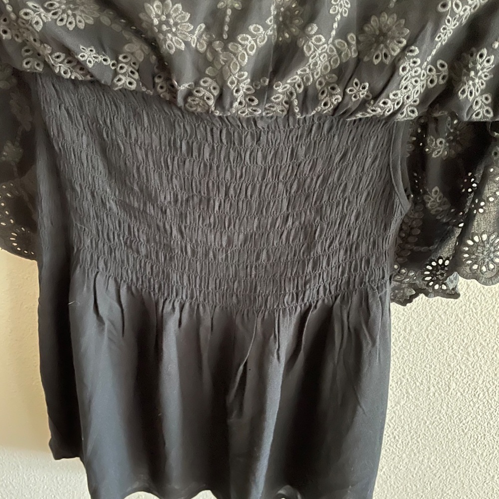 Off the shoulder top - Picture 4 of 4